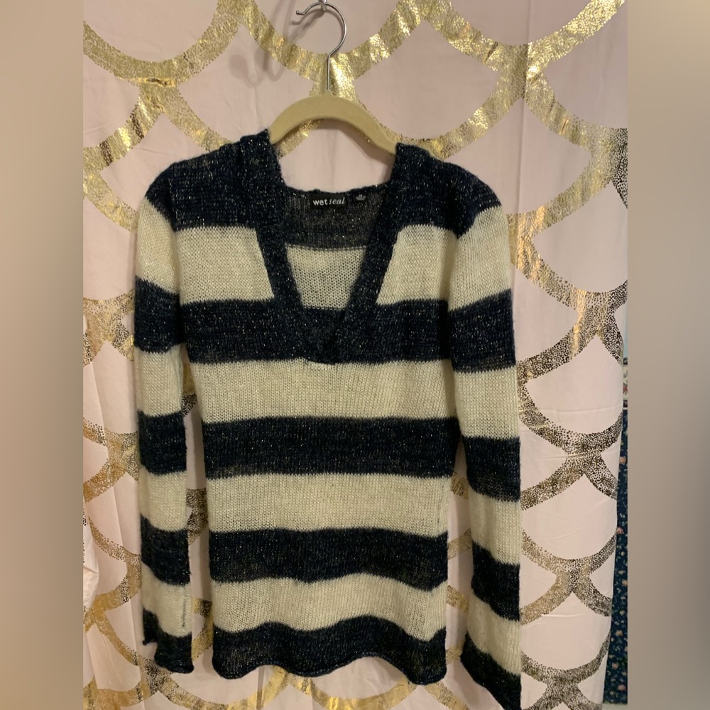 Wet Seal Women's Dark Blue Sweater